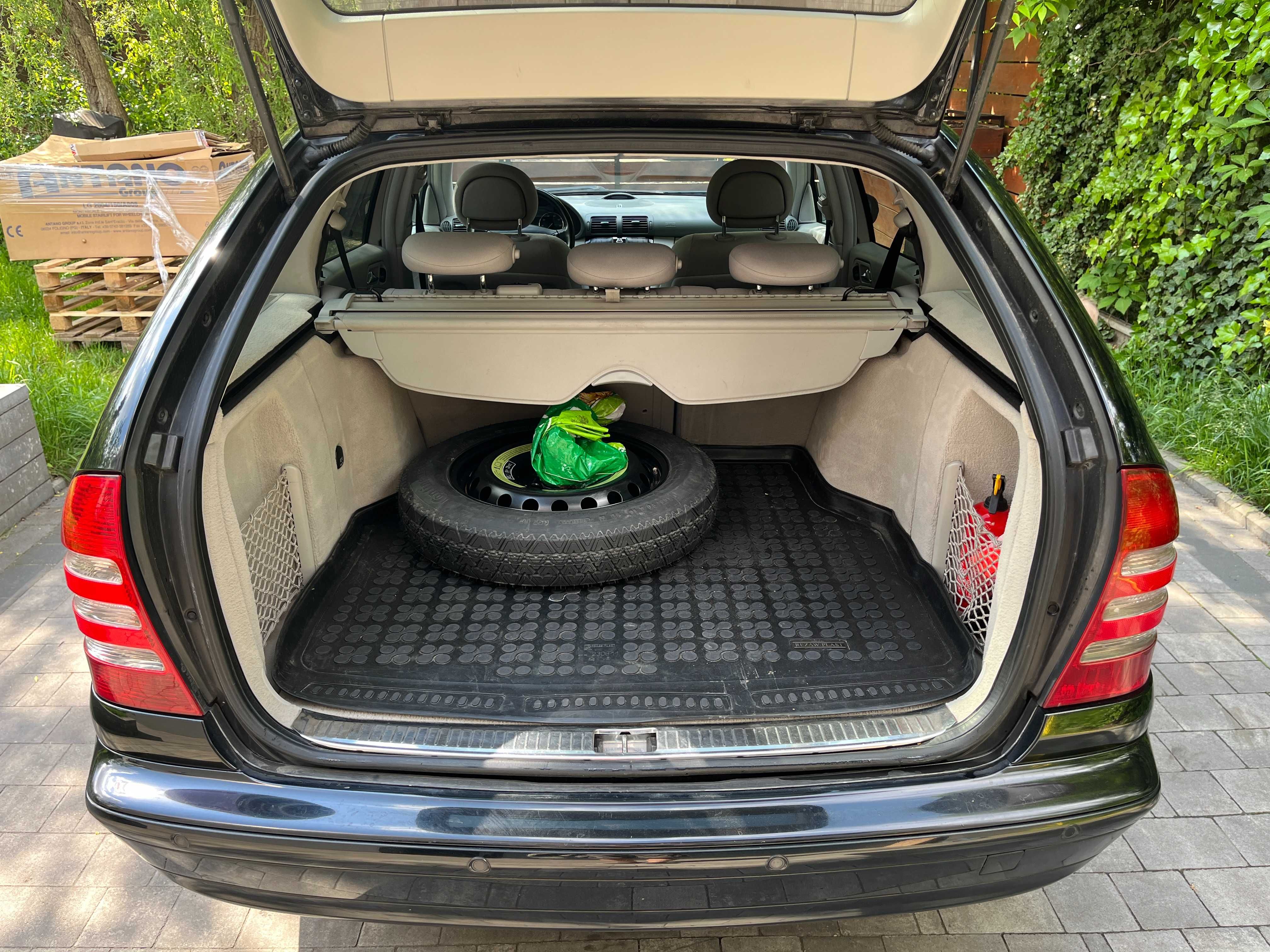 Mercedes-Benz w203 C180 Kompressor zadbany zdrowy lpg nowy rozrzad