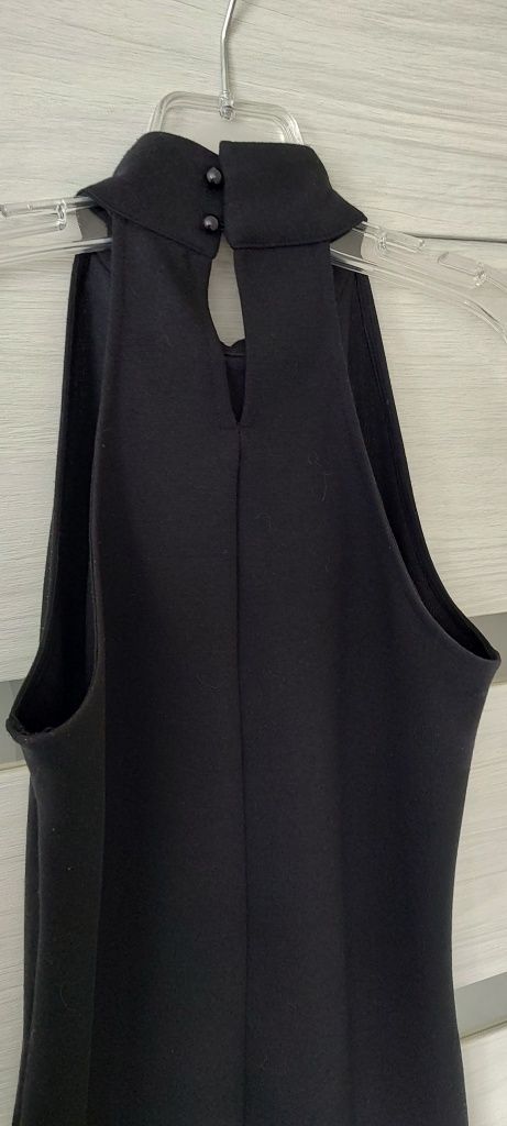 Sukienka czarna halter