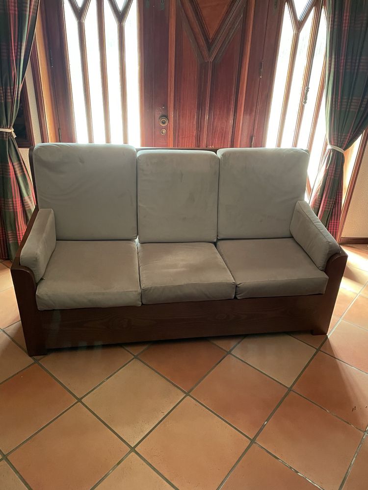 Sofa Cama 3 lugares + moveis