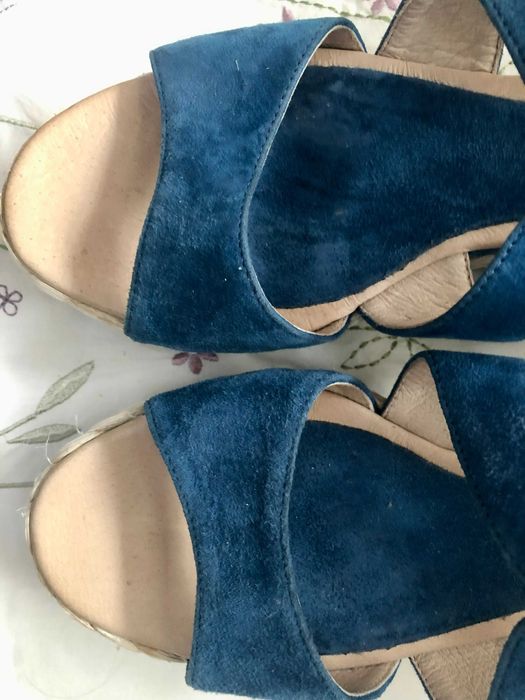 Sandały na koturnie Bili Bi