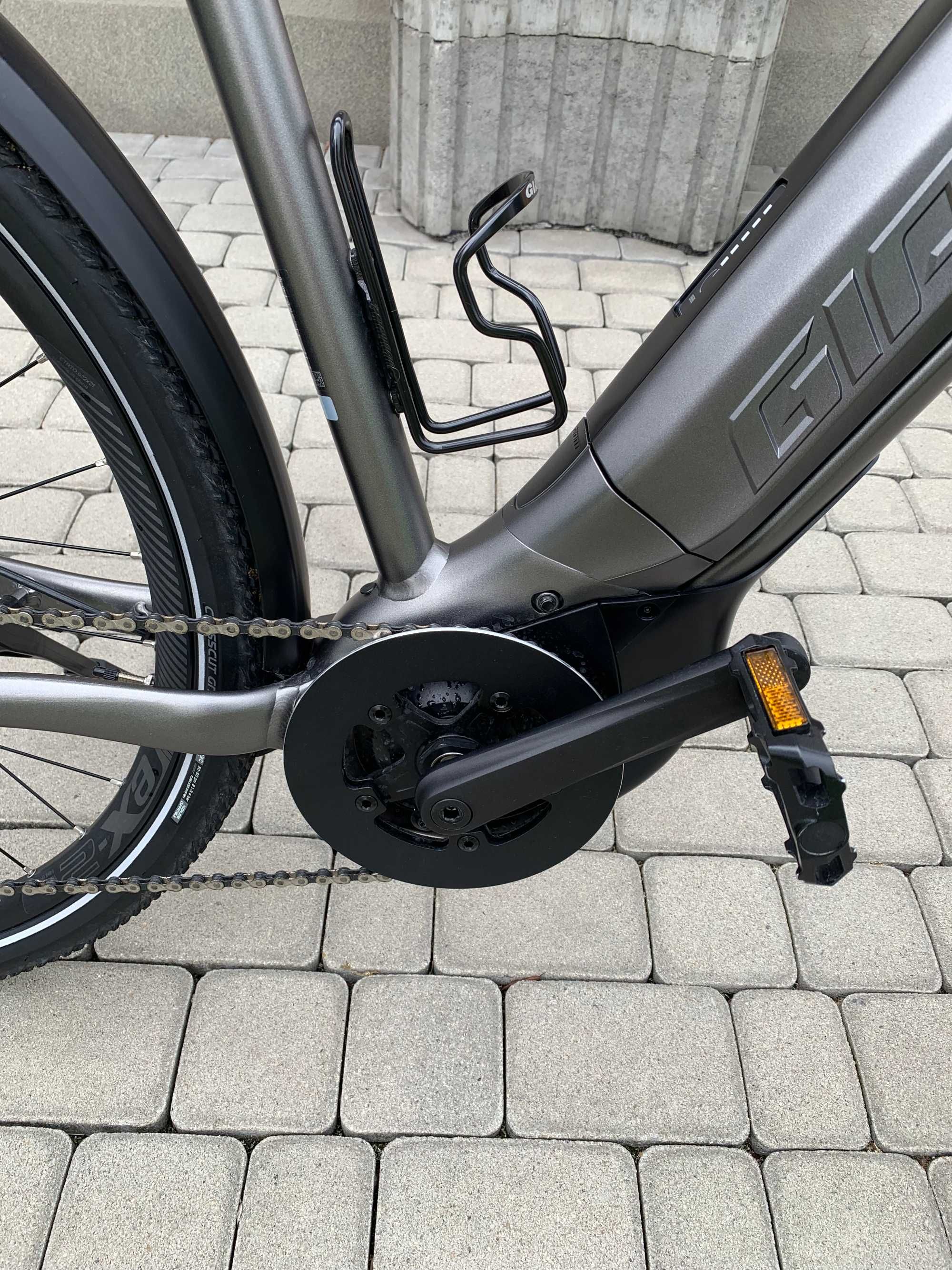 GIANT Explore E+3 GTS 2025 rok