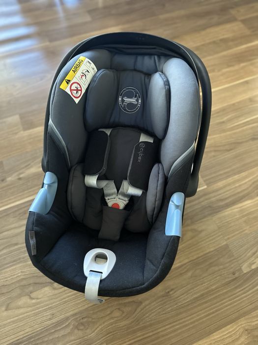 Fotelik samochodowy bezwypadkowy Cybex Aton M
