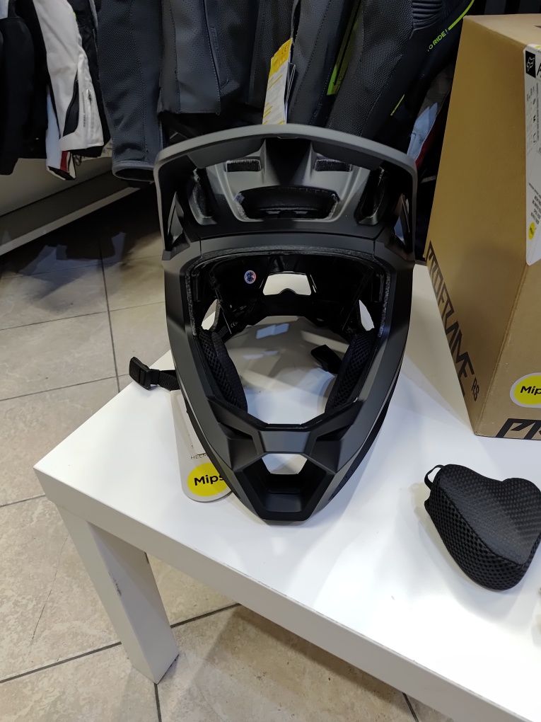 Kask FOX PROFRAME RS HFB6 cross rower czarny mat Matte Black roz  L