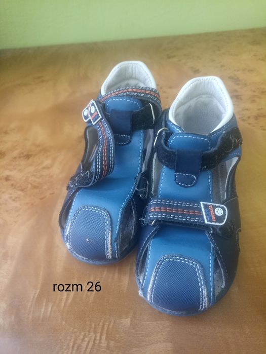 Buty chłopięce rozmiar 27-28