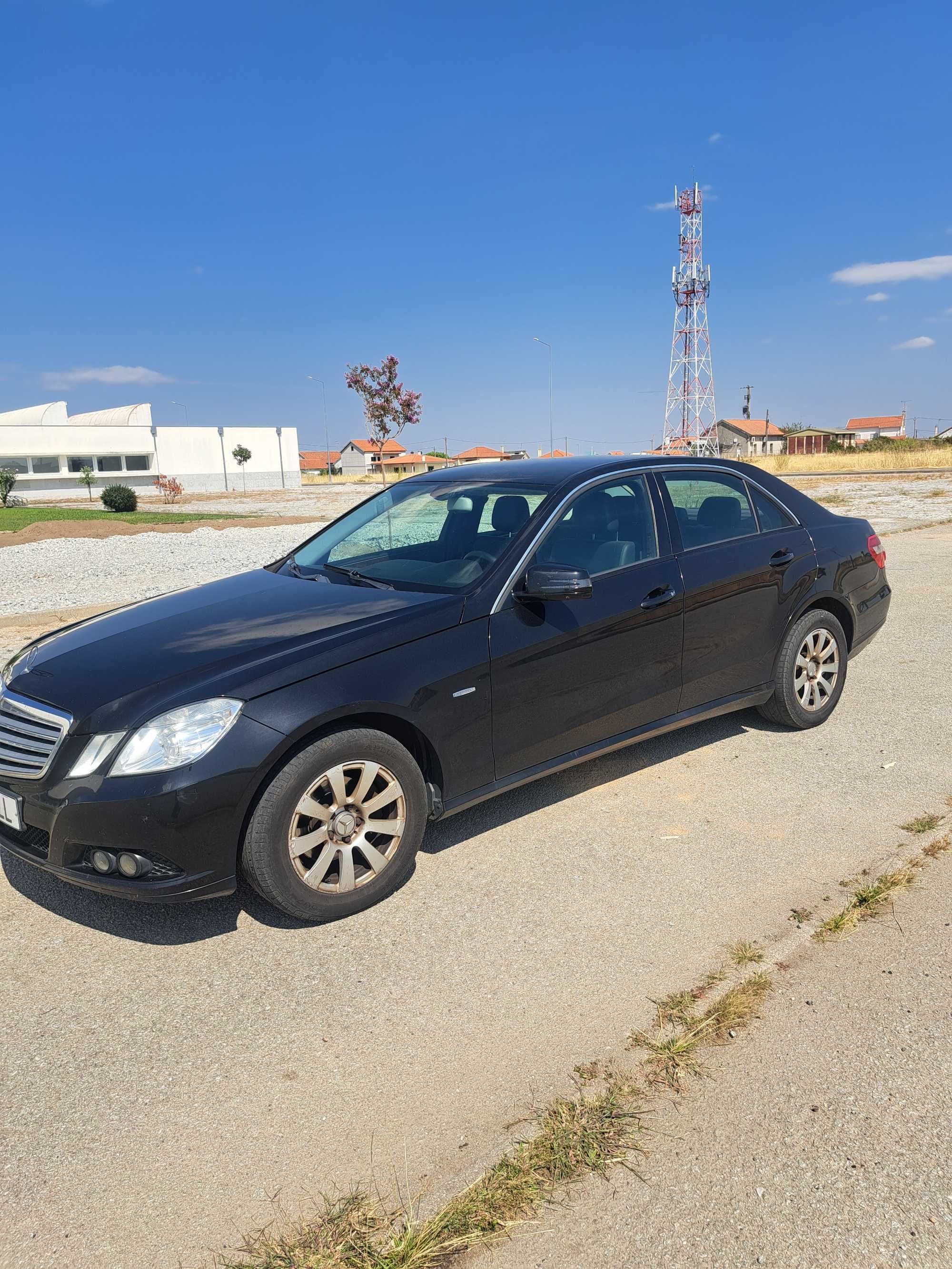 Mercedes-Benz E 200  BlueEfficienny - 10