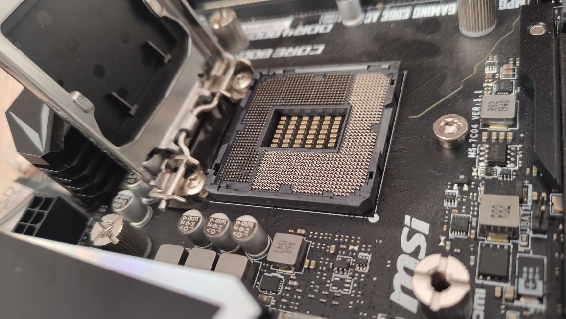 Msi mpg z390i gaming edge ac