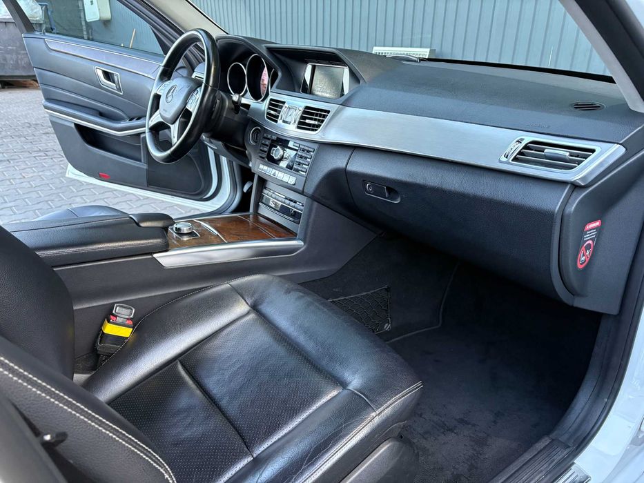 Продам Мерседес-Бенс Е220 CDI