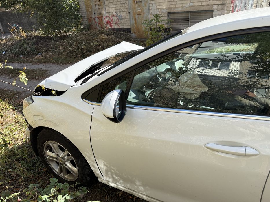 Продам  chevrolet cruz