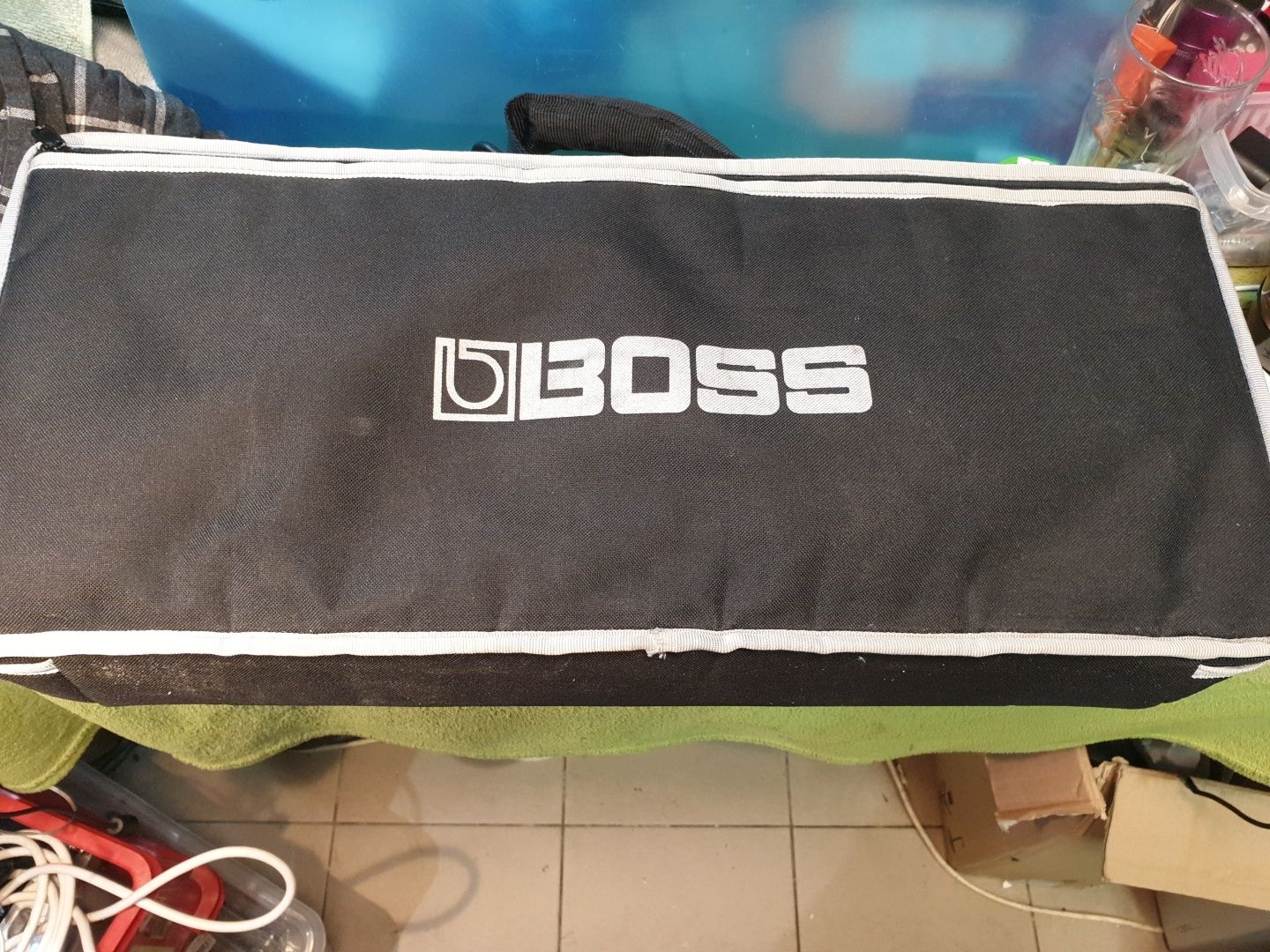 BOSS GT 10 efekt mikser gitarowy prawie nowy.
