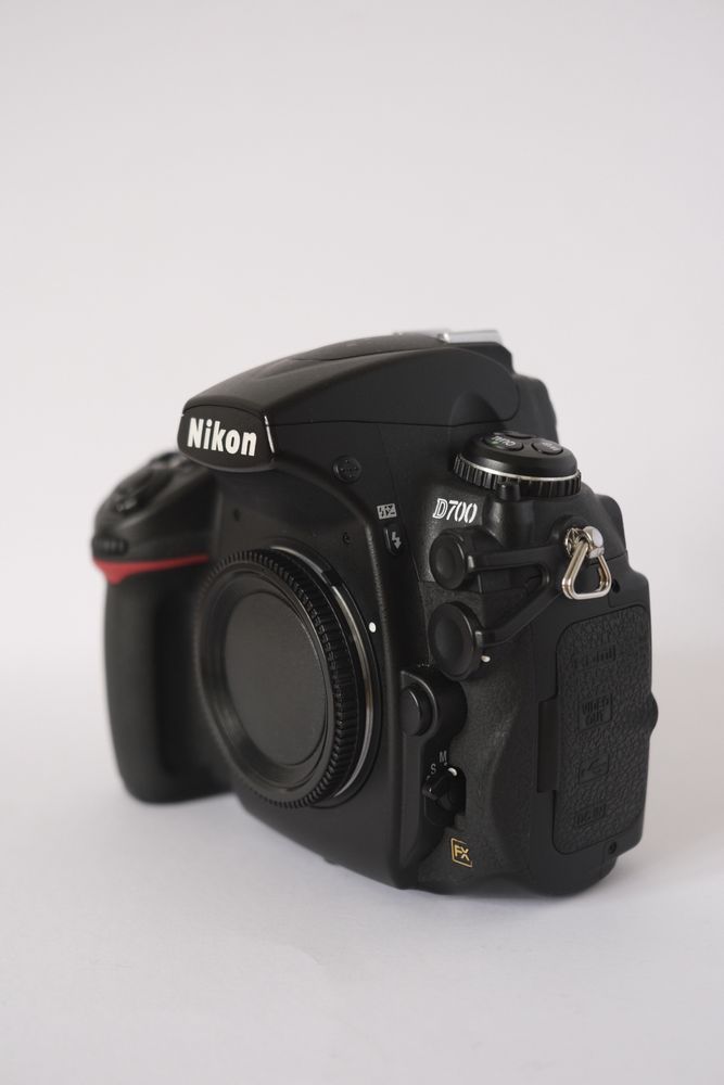 Nikon d700 + grip Nikon MB-D10 + dużo dodatów
