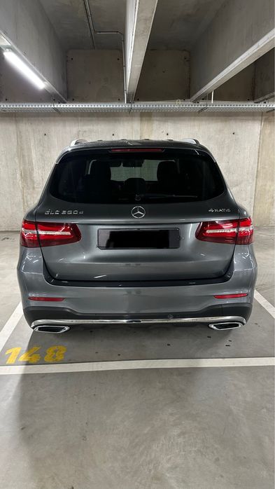Mercedes-Benz GLC 250d 4Matric 9G-TRONIC AMG Line