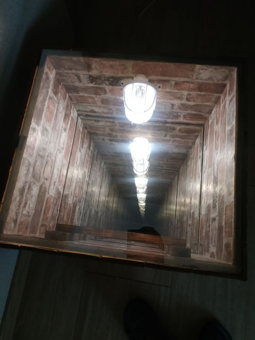 Stolik ręcznie robiony