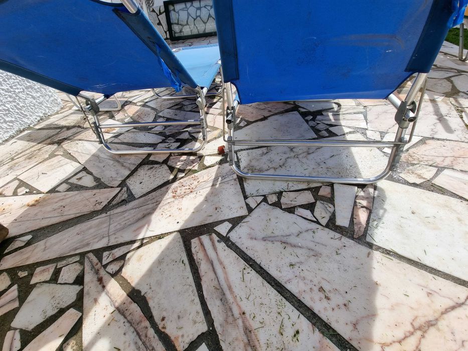 Espreguicadeiras de jardim ou piscina