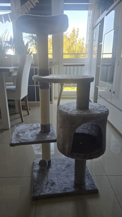 Nowy drapak dla kota