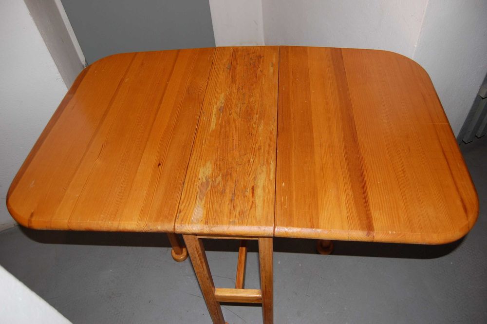 Stół kuchenny, drewniany, składany - PRL