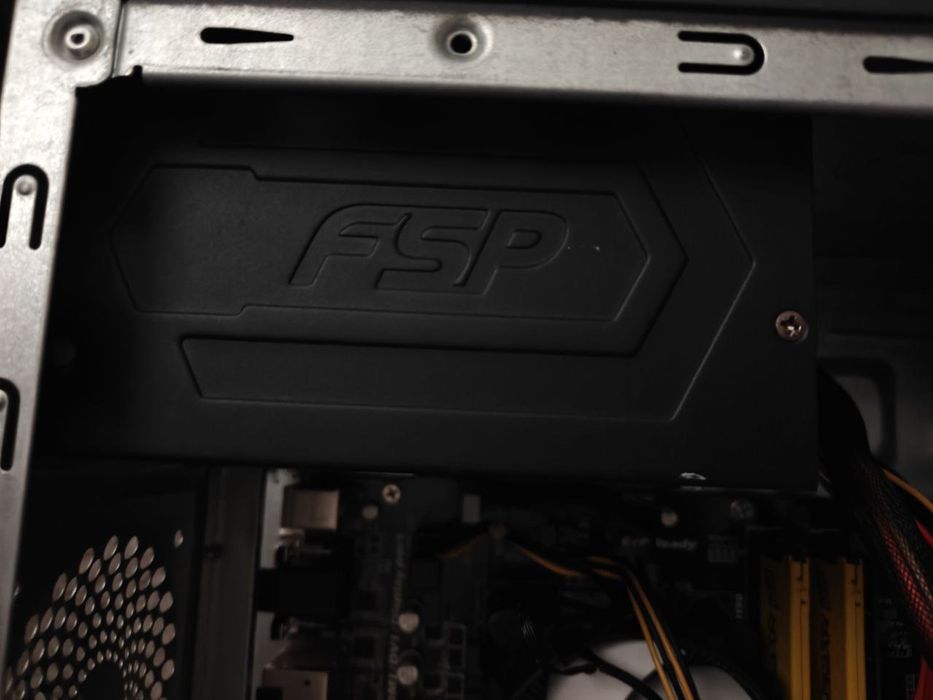 Ігровий ПК: RX 580 8GB / i5-4670 / 24GB RAM / SSD + HDD