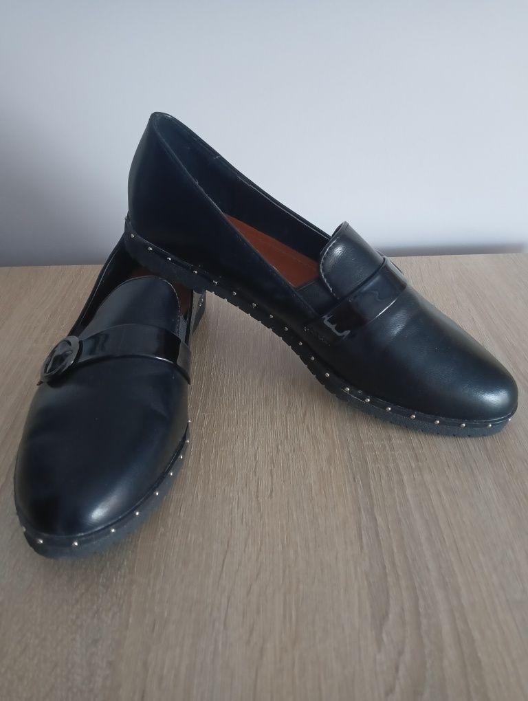 Półbuty damskie, loafersy, mokasyny, lordsy, r. 38