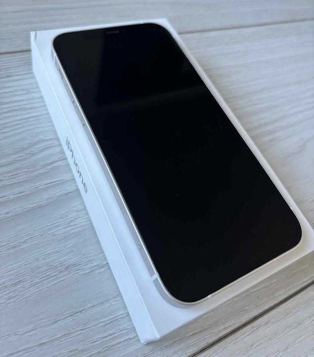 Apple IPHONE 12 biały 64GB stan bardzo dobry