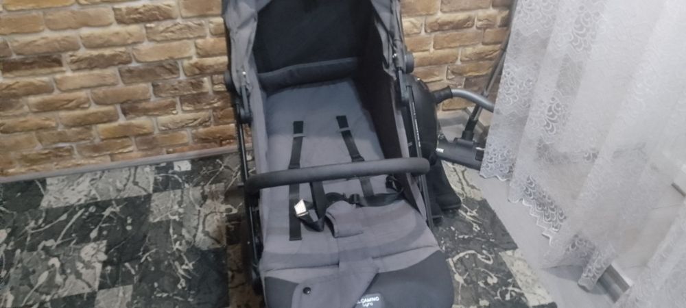 Продам коляску ціна договірна