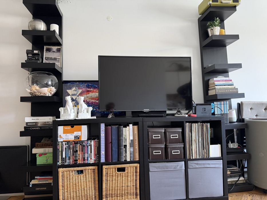 Kallax e Lack IKEA Pretas