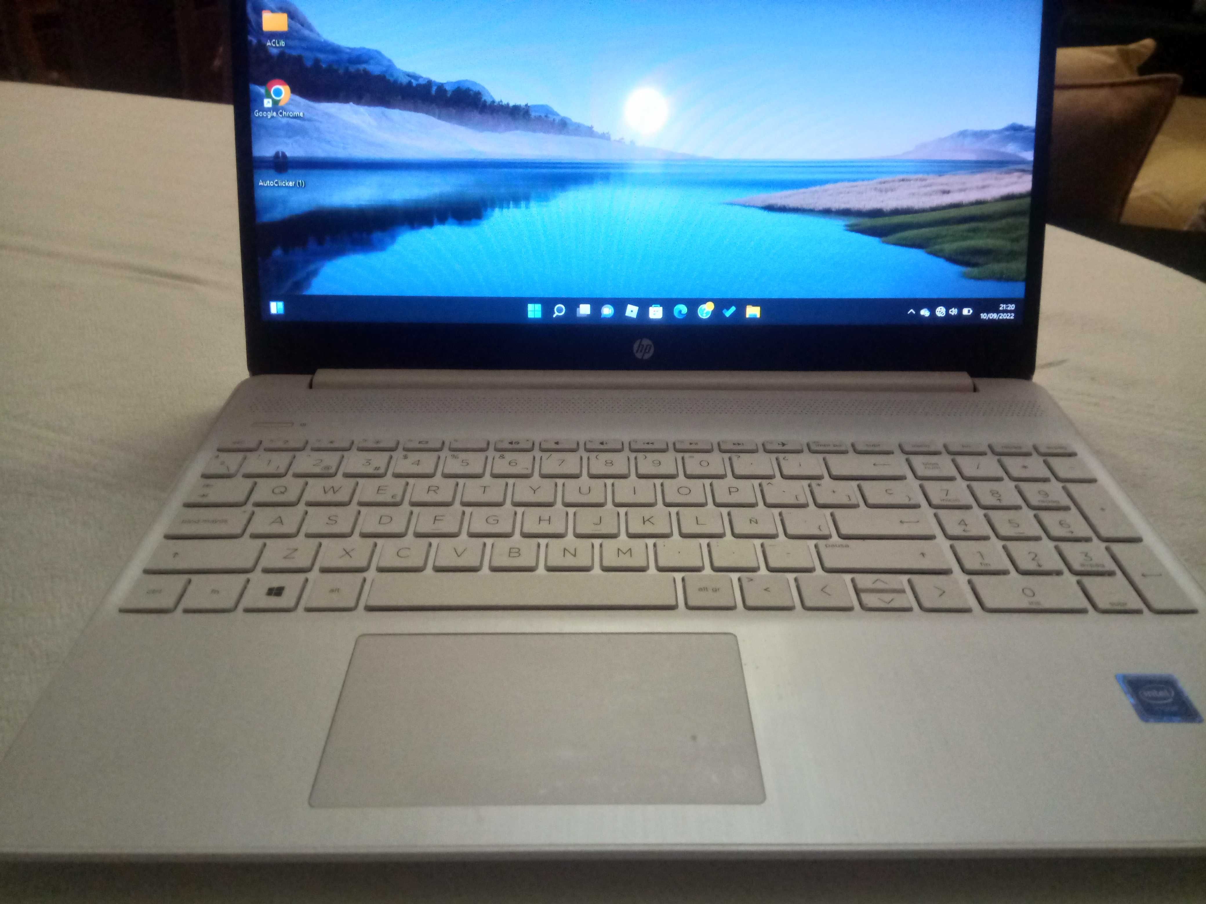 HP Laptop Branco c/ Novo 15"6