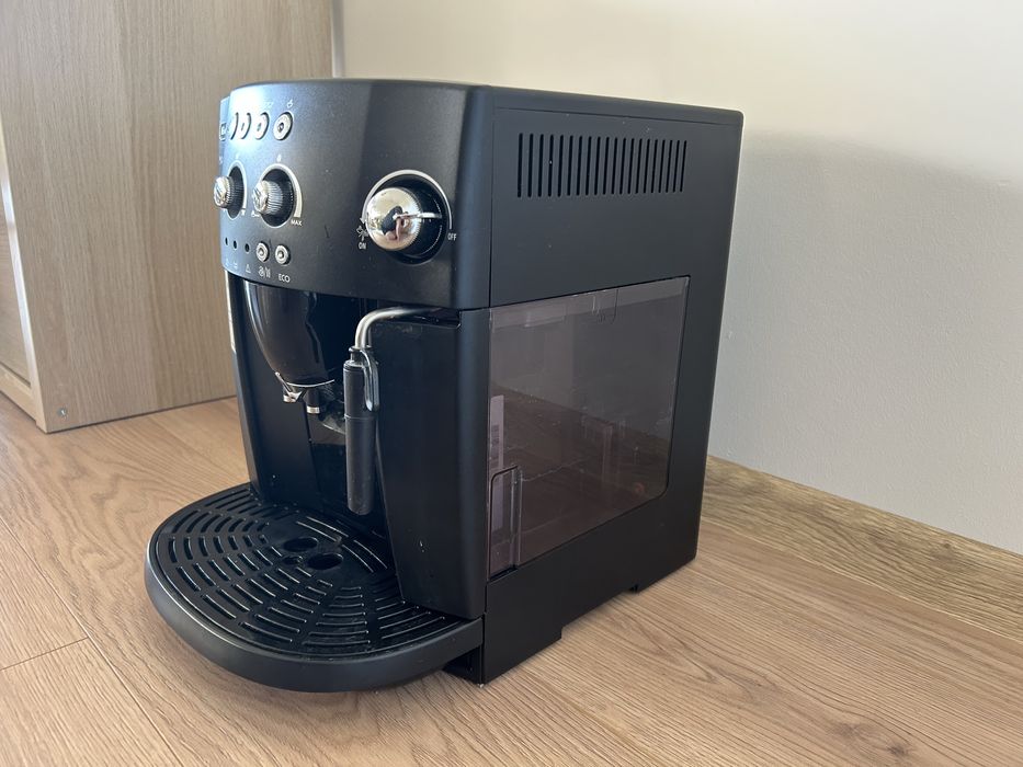 Ekspres ciśnieniowy Delonghi Magnifica