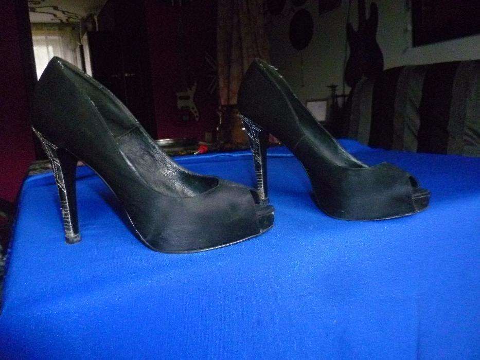 buty damskie , młodzieżowe