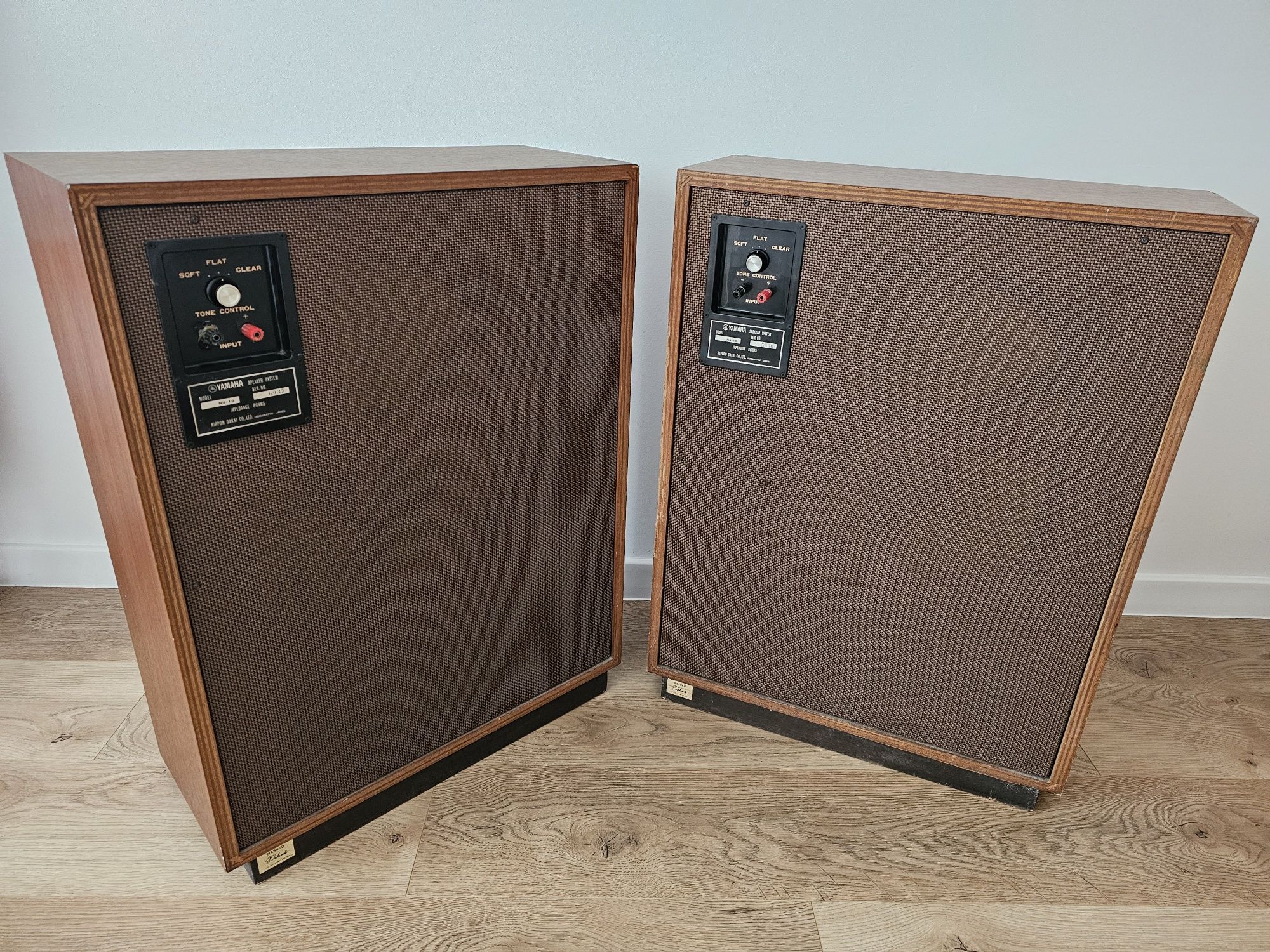 Kolumny Yamaha NS-18