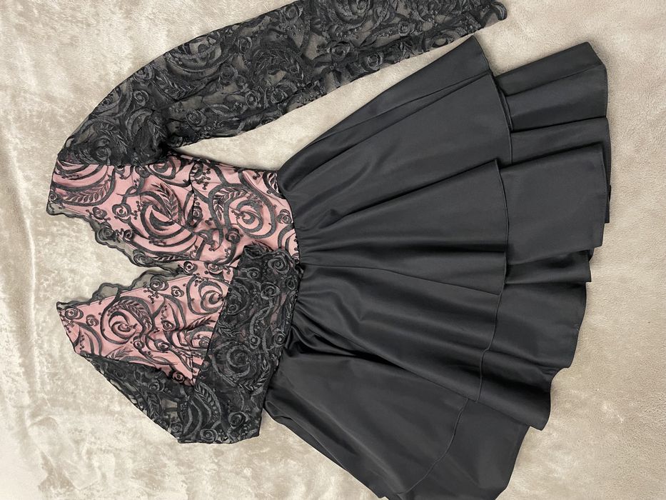 Вечірня сукня