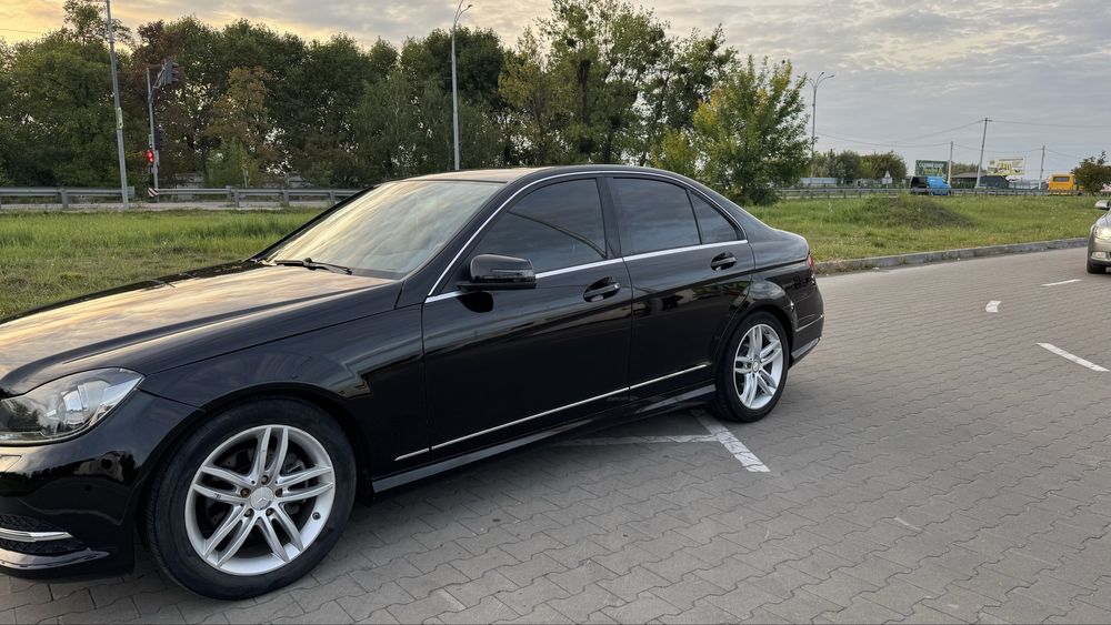 Mercedes-Benz C250