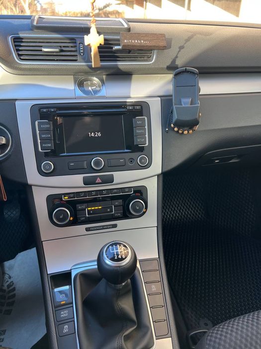 Volkswagen Passat B7 2011