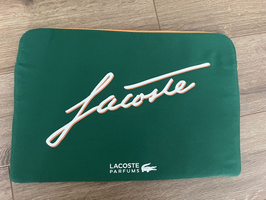 Чохол/сумка для ноутбука, планшета Lacoste