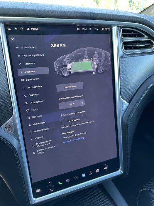 Tesla Model X 90D Європа