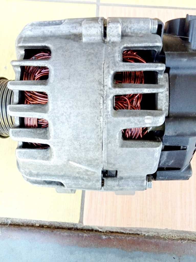 Sprzedam Alternator Valeo CL15