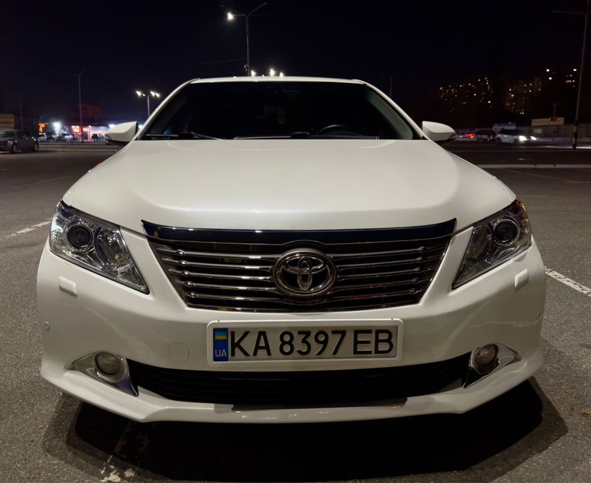 Toyota Camry 2011 рік
