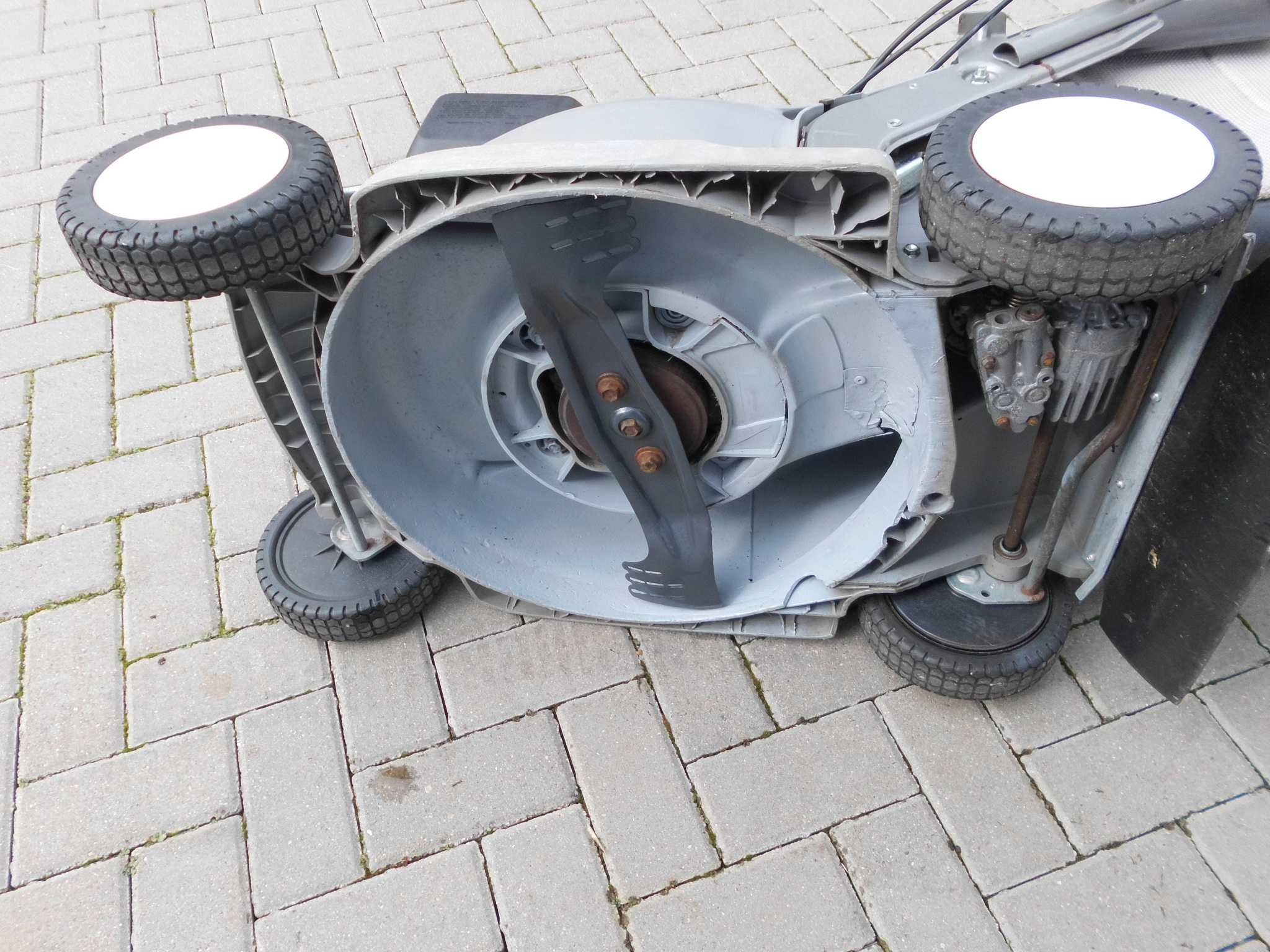 Kosiarka spalin.Honda HRB 476-Hydro