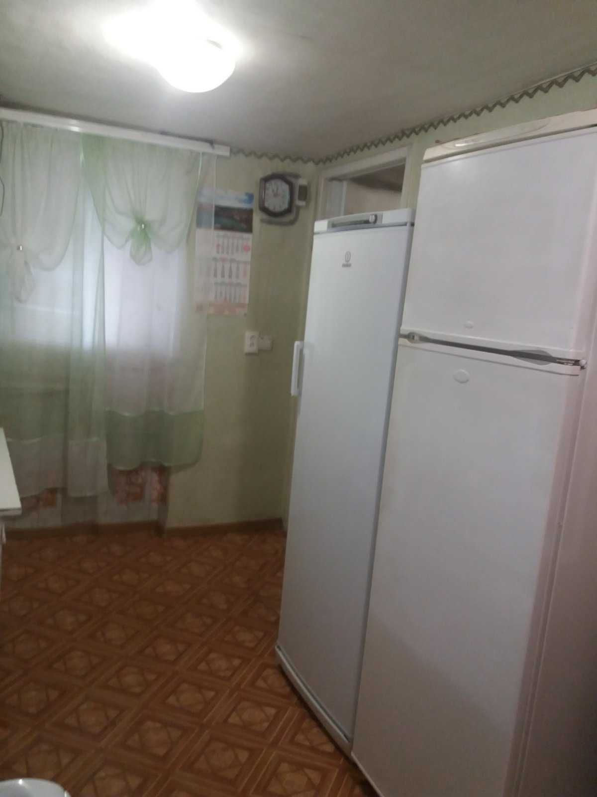 Продається частина будинку в районі Шкільного