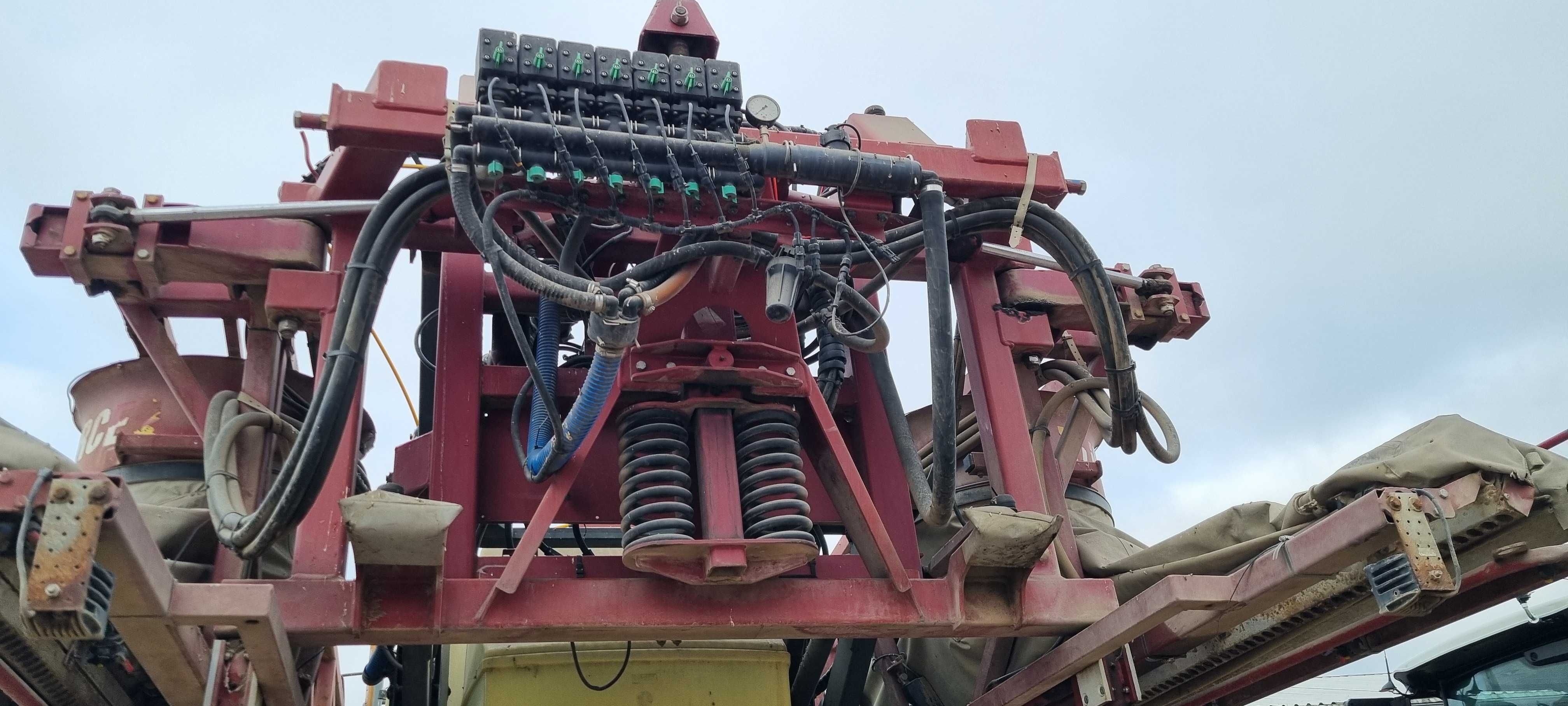 Opryskiwacz samojezdny Hardi Evrard Alpha 3500 belka 24m