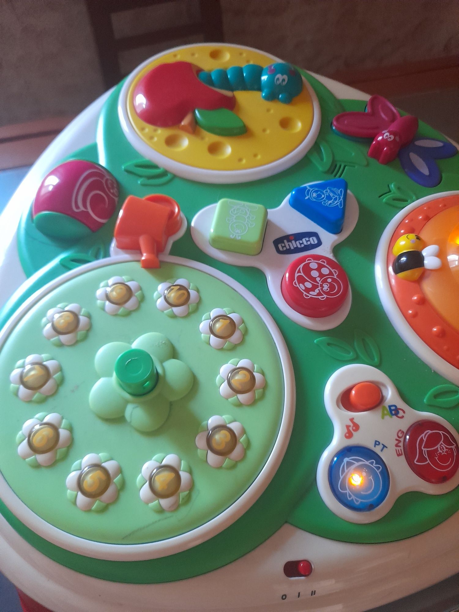 Bancada de actividades bebé Chicco