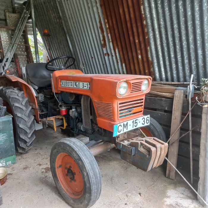 Tractor Kubota L 185...