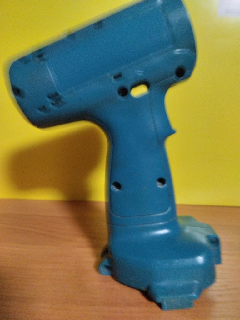 Korpus Makita 6227D