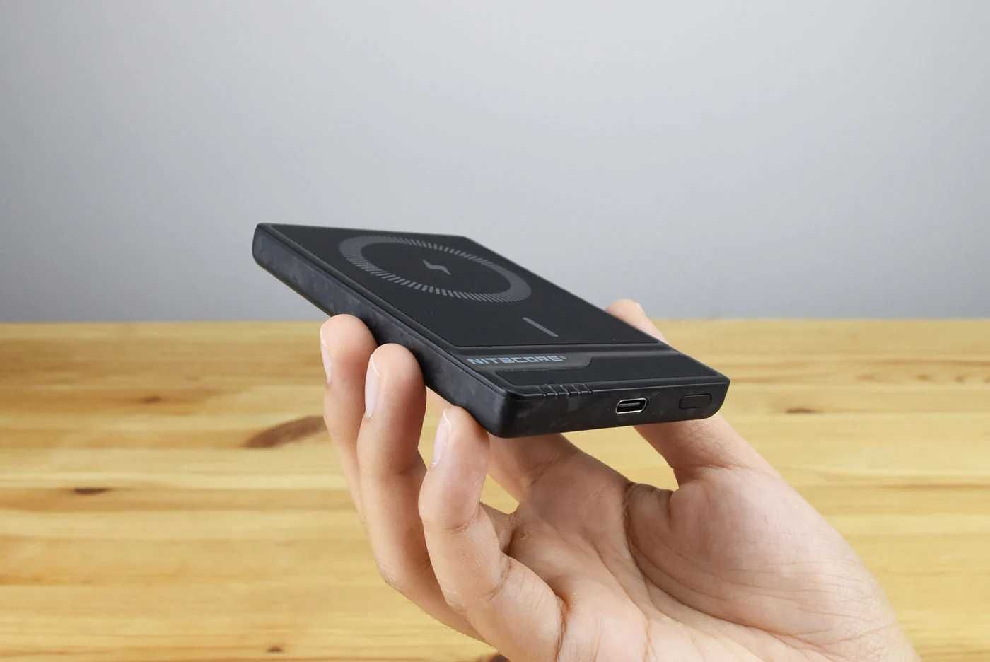 Nitecore NW5000 Зарядний Пристрій Power Bank MagSafe QC 3.0 5000 mAh