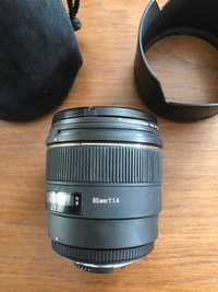 Sigma 85mm f/1.4 EX DG HSM Nikon-AF + бленда + захисний фільтр