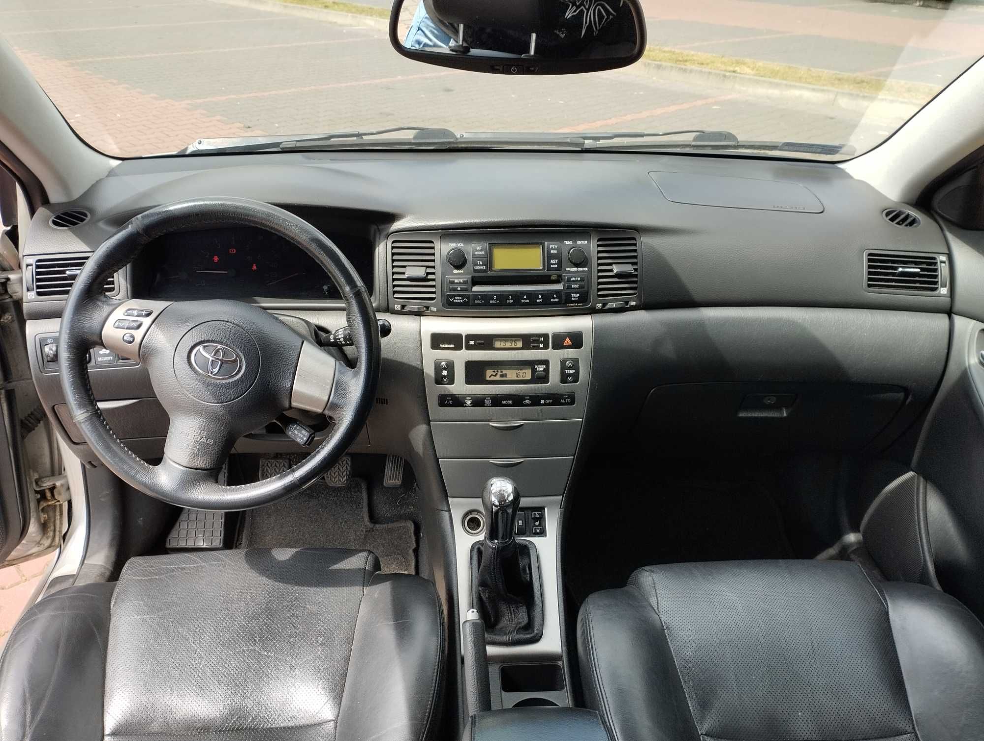 Toyota Corolla E12 2004r