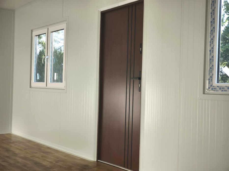 Pawilon z płyty warstwowej 300x600