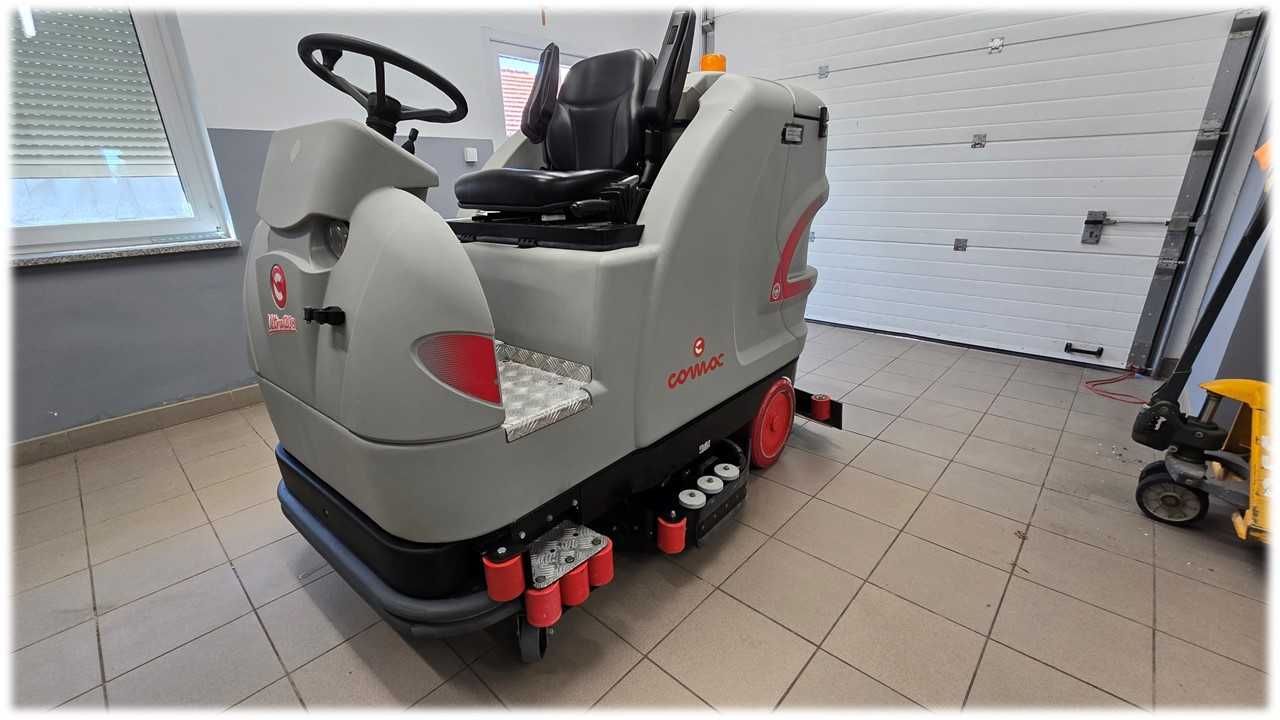 Szorowarka Comac Ultra 120 z nową baterią