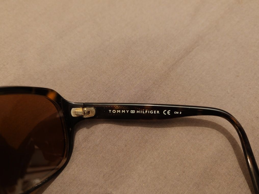 Óculos de sol Tommy Hilfiger graduados