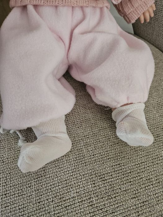 Boneca vestida e com cabelo