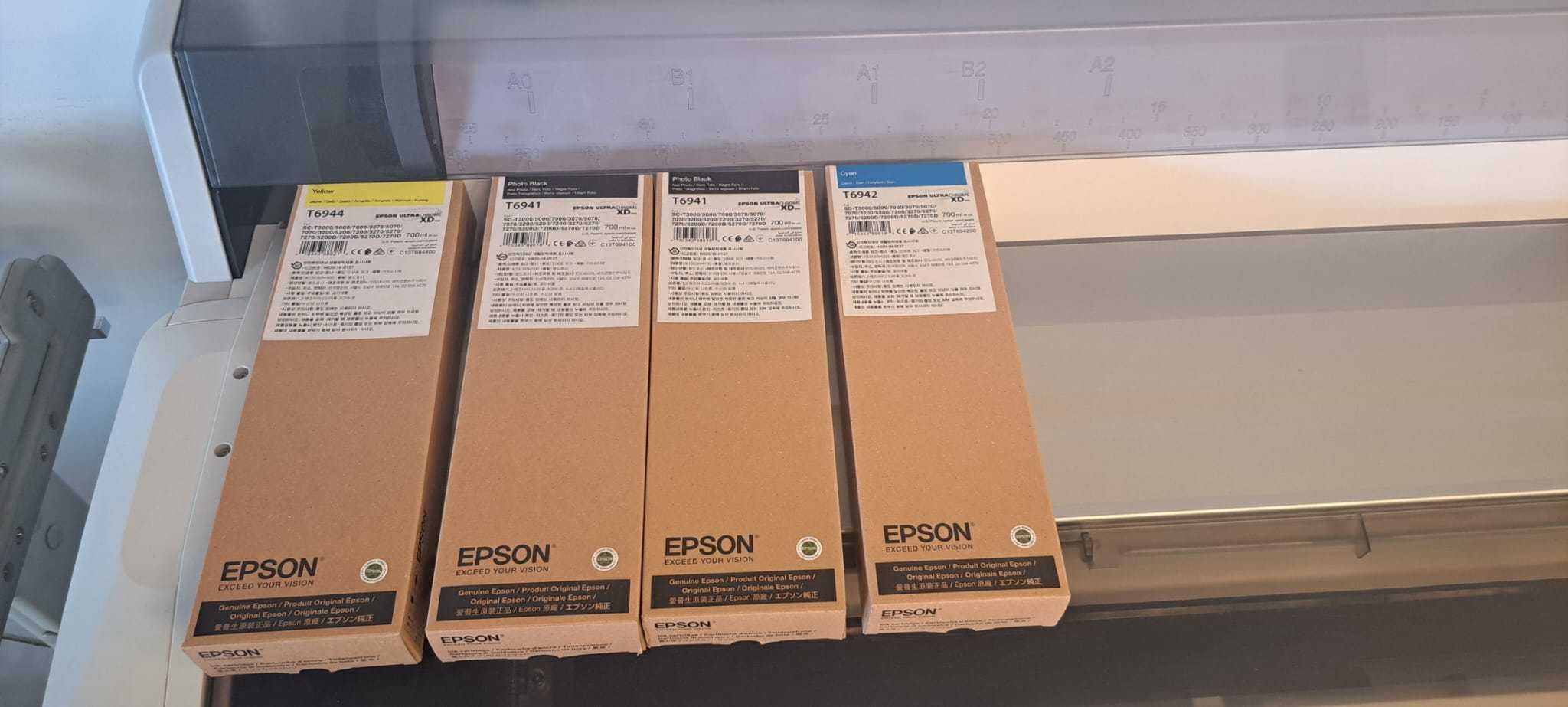 Plotter Epson SureColor T5200 c/ 4 tinteiros