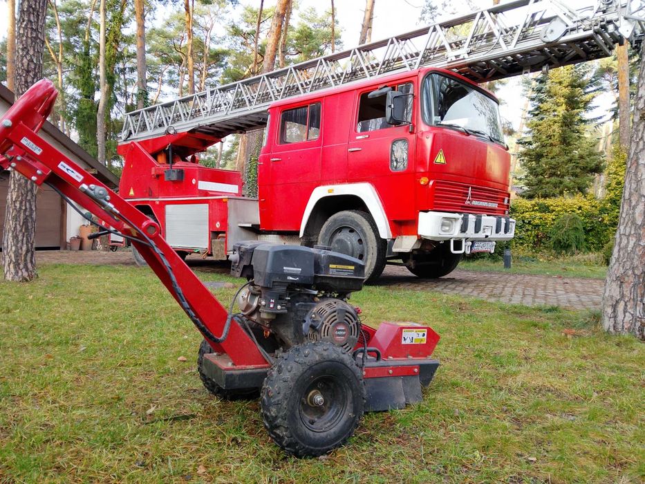 Wycinka i pielęgnacja drzew,  rębak  frezarka do pni